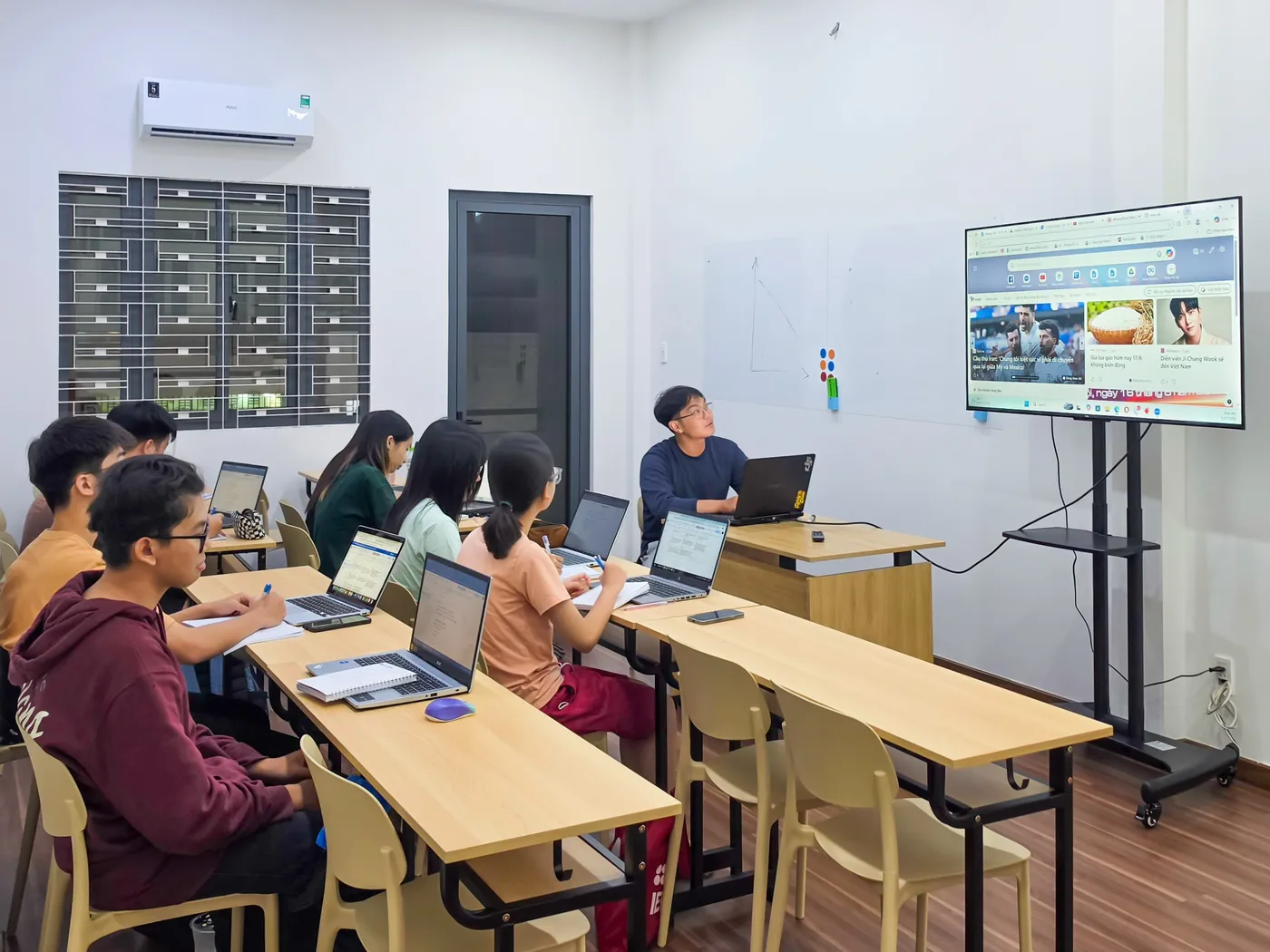 Phòng học chính Nhà IELTS